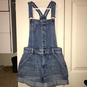 Hollister Mom Short Overalls Size XS